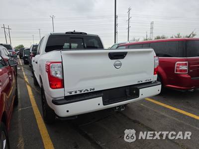 2024 Nissan TITAN SV Crew Cab Short Bed - zdjęcie 6 z 28 - miniatura