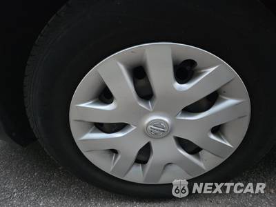 2019 Nissan Rogue Sport S - zdjęcie 8 z 27 - miniatura