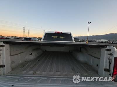 2017 Ram 1500 Tradesman Crew Cab Short Bed - zdjęcie 17 z 45 - miniatura