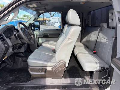 2016 Ford Super Duty F-250 XL Extended Cab Long Bed w/Rear Doors - zdjęcie 19 z 24 - miniatura