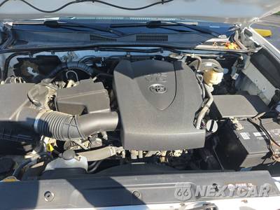 2016 Toyota Tacoma SR5 Crew Cab Medium Bed - zdjęcie 22 z 34 - miniatura