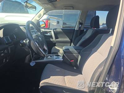 2014 Toyota 4Runner SR5 - zdjęcie 13 z 32 - miniatura