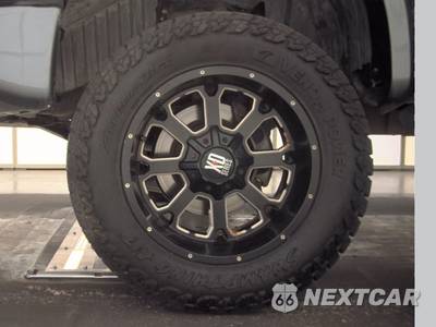 2017 Nissan TITAN XD PRO-4X Crew Cab Medium Bed - zdjęcie 9 z 47 - miniatura