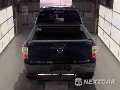 2017 Nissan TITAN XD PRO-4X Crew Cab Medium Bed - zdjęcie 6 z 47 - miniatura