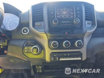 2022 Ram 2500 Tradesman Crew Cab Long Bed - zdjęcie 11 z 37 - miniatura