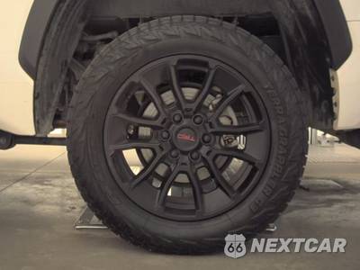 2023 Toyota Tundra SR5 Crew Cab Short Bed - zdjęcie 12 z 27 - miniatura