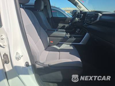 2023 Toyota Tundra SR5 Crew Cab Short Bed - zdjęcie 14 z 27 - miniatura