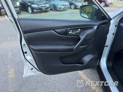 2018 Nissan Rogue SL - zdjęcie 9 z 39 - miniatura