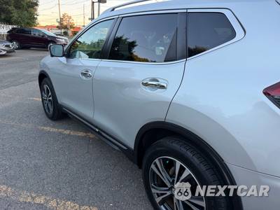 2018 Nissan Rogue SL - zdjęcie 36 z 39 - miniatura