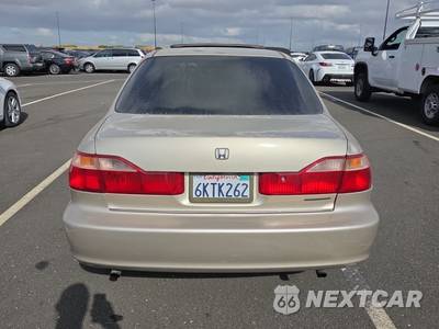 2000 Honda Accord Sedan EX w/Leather - zdjęcie 6 z 36 - miniatura