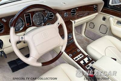 2001 Rolls-Royce Corniche - zdjęcie 22 z 37 - miniatura