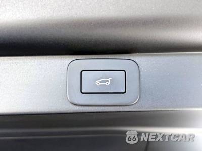 2025 Land Rover Range Rover SE - zdjęcie 12 z 30 - miniatura