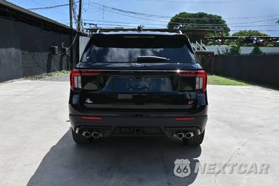 2026 Ford Explorer ST - zdjęcie 4 z 25 - miniatura