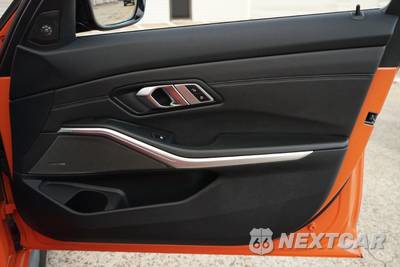 2023 BMW M3 Sedan Competition xDrive - zdjęcie 28 z 39 - miniatura
