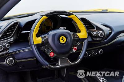 2017 Ferrari 488 GTB Coupe - zdjęcie 2 z 50 - miniatura