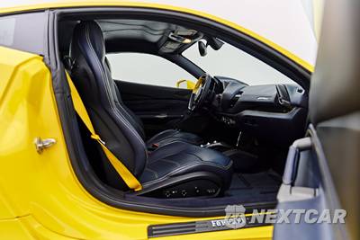 2017 Ferrari 488 GTB Coupe - zdjęcie 40 z 50 - miniatura
