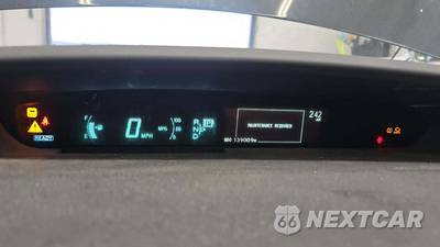 2014 Toyota Prius Two - zdjęcie 19 z 40 - miniatura