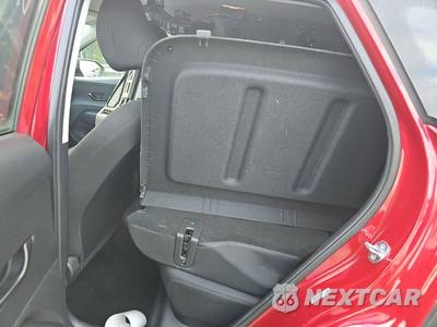 2025 Hyundai Kona SEL - zdjęcie 13 z 17 - miniatura