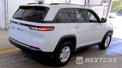 2023 Jeep Grand Cherokee Laredo - zdjęcie 4 z 29 - miniatura