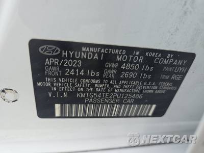 2023 Genesis G70 3.3T Standard - zdjęcie 14 z 31 - miniatura