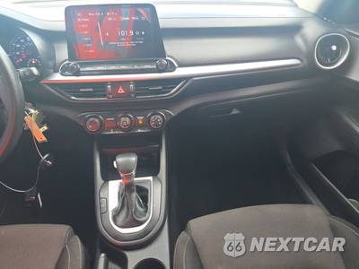 2023 Kia Forte LXS - zdjęcie 11 z 35 - miniatura