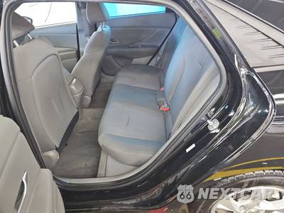 2023 Hyundai Elantra SE - zdjęcie 13 z 33 - miniatura