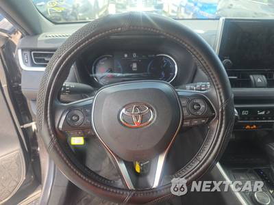 2023 Toyota RAV4 Hybrid SE - zdjęcie 10 z 27 - miniatura