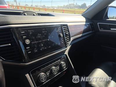 2018 Volkswagen Atlas V6 SEL Premium - zdjęcie 17 z 32 - miniatura