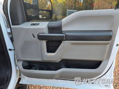 2021 Ford Super Duty F-350 Cab Chassis XL Regular Cab DRW - zdjęcie 18 z 28 - miniatura