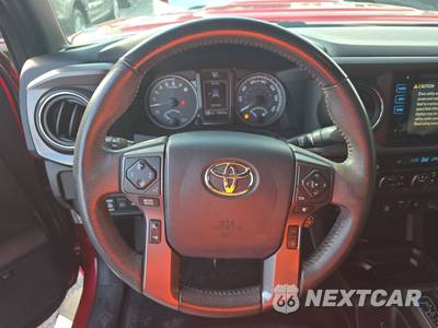 2019 Toyota Tacoma TRD Sport Crew Cab Medium Bed - zdjęcie 10 z 23 - miniatura