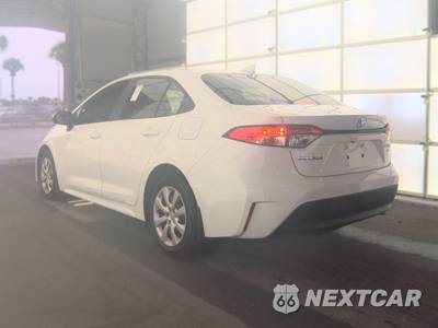 2025 Toyota Corolla LE Sedan - zdjęcie 6 z 22 - miniatura