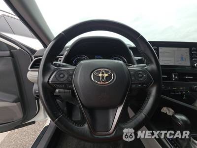 2022 Toyota Camry SE - zdjęcie 10 z 24 - miniatura