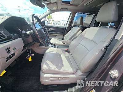 2019 Honda Pilot Touring 8-Passenger - zdjęcie 7 z 24 - miniatura