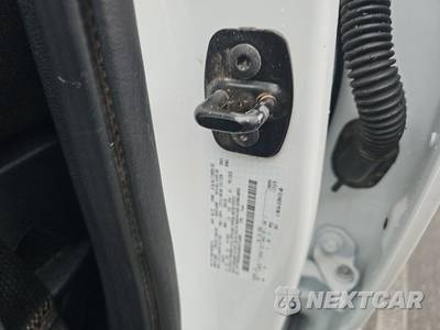 2025 Ford Super Duty F-250 XLT Crew Cab Medium Bed - zdjęcie 14 z 29 - miniatura