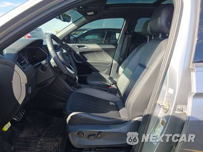 2022 Volkswagen Tiguan SE R-Line Black - zdjęcie 7 z 18 - miniatura