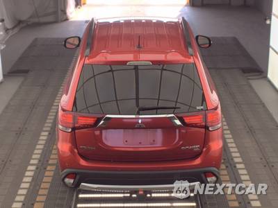 2016 Mitsubishi Outlander SEL - zdjęcie 5 z 19 - miniatura