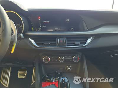 2018 Alfa Romeo Stelvio Sport - zdjęcie 11 z 18 - miniatura