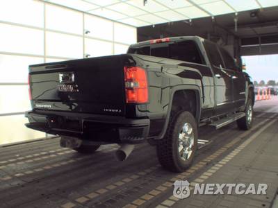 2017 GMC Sierra 2500 Denali HD Crew Cab Medium Bed 5SA - zdjęcie 4 z 55 - miniatura