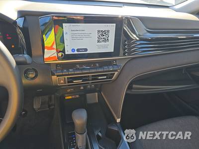 2026 Toyota Camry LE - zdjęcie 6 z 24 - miniatura