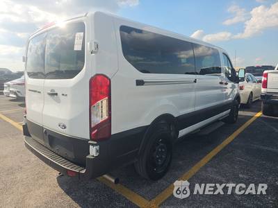 2026 Ford Transit Passenger Van XLT Low Roof 148.0" WB - zdjęcie 4 z 17 - miniatura