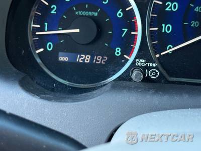 2010 Toyota Sienna LE Minivan 8-Passenger 119.3" WB - zdjęcie 14 z 32 - miniatura