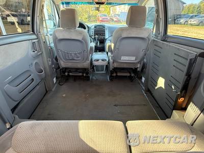 2010 Toyota Sienna LE Minivan 8-Passenger 119.3" WB - zdjęcie 29 z 32 - miniatura