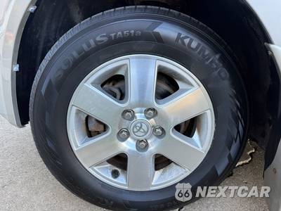 2010 Toyota Sienna LE Minivan 8-Passenger 119.3" WB - zdjęcie 30 z 32 - miniatura
