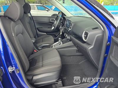 2022 Hyundai Venue SEL - zdjęcie 8 z 21 - miniatura