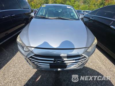 2017 Hyundai Elantra SE Sedan - zdjęcie 2 z 17 - miniatura