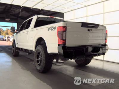 2021 Ford Super Duty F-250 Lariat Crew Cab Medium Bed - zdjęcie 6 z 41 - miniatura