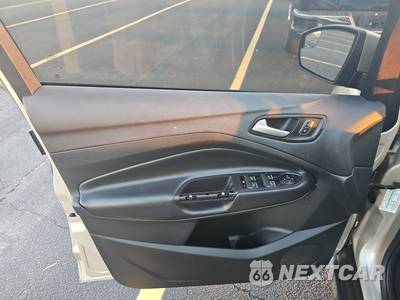 2018 Ford C-MAX Hybrid SE - zdjęcie 9 z 27 - miniatura