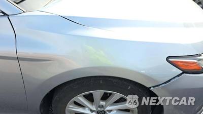 2021 Toyota Camry LE - zdjęcie 24 z 28 - miniatura