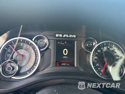 2021 Ram 1500 Big Horn Crew Cab Short Bed - zdjęcie 7 z 25 - miniatura
