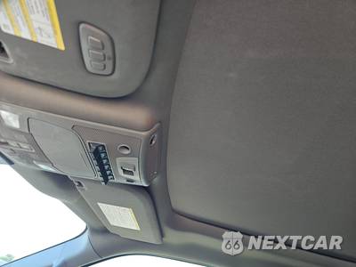2021 Ford Super Duty F-250 Lariat Crew Cab Medium Bed - zdjęcie 22 z 35 - miniatura